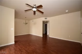 Photo #4: 2644912 Listing 