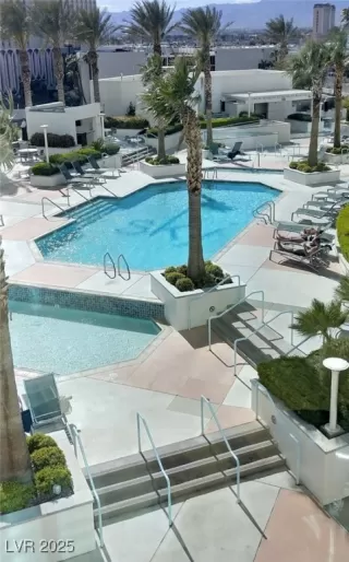 Photo #1: 2645032 Listing