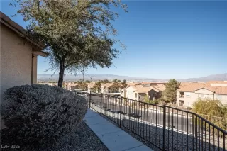 Photo #1: 2645093 Listing 