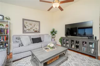 Photo #5: 2645093 Listing 