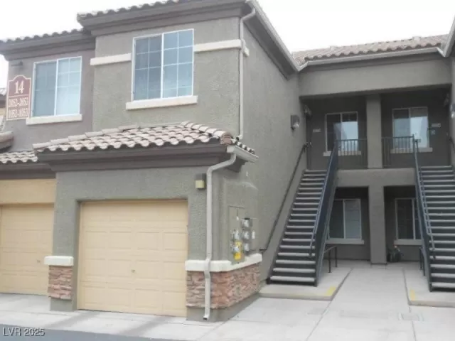 MLS: 2645106 Condo For Sale
