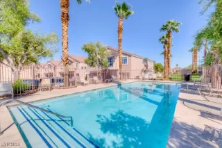 Photo #6: 2645112 Listing 