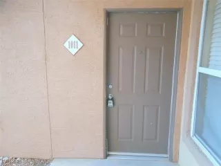 Photo #1: 2645118 Listing 