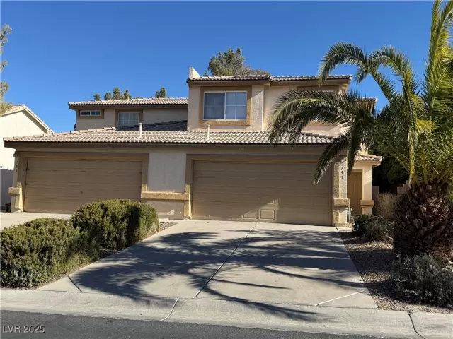 MLS: 2645119 Condo For Sale