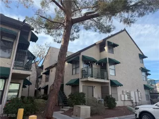 Photo #1: 2645128 Listing 