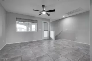 Photo #6: 2645141 Listing 