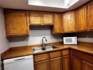 Photo #4: 2645158 Listing 