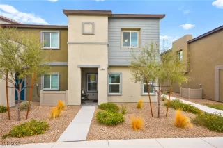 Photo #4: 2645159 Listing