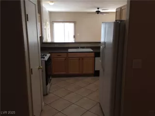 Photo #1: 2645169 Listing 