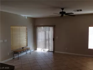 Photo #4: 2645169 Listing 