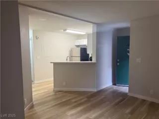 Photo #3: 2645179 Listing 