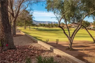 Photo #1: 2645191 Listing