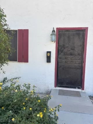 Photo #1: 2645205 Listing 