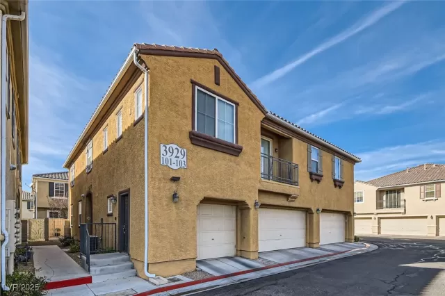 MLS: 2645209 Condo For Sale