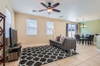 Photo #2: 2645209 Listing 