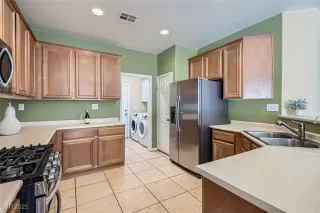 Photo #3: 2645209 Listing 