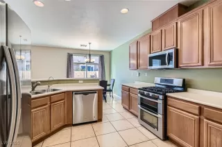 Photo #4: 2645209 Listing 