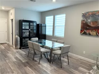 Photo #6: 2645263 Listing