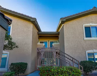 Photo #2: 2645292 Listing 