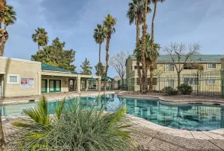 Photo #3: 2645296 Listing