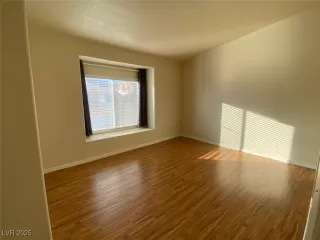 Photo #5: 2645322 Listing 