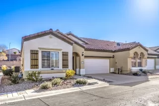 Photo #1: 2645340 Listing