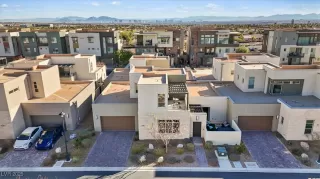 Photo #4: 2645341 Listing 