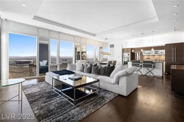 MLS: 2645375 Condo For Sale