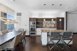 Photo #2: 2645375 Listing 