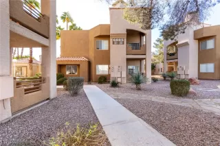 Photo #2: 2645376 Listing 