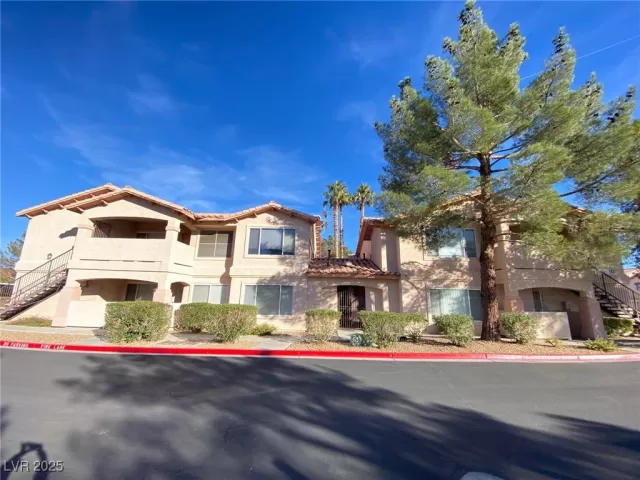 MLS: 2645384 Condo For Sale