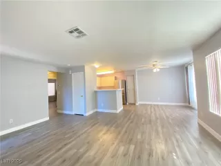 Photo #3: 2645384 Listing 