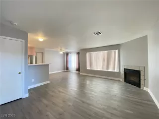 Photo #5: 2645384 Listing 