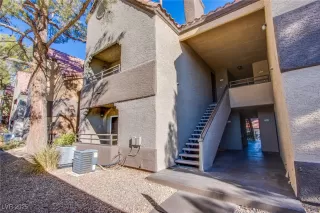 Photo #1: 2645391 Listing 