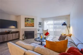 Photo #4: 2645391 Listing 