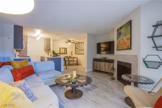 Photo #5: 2645391 Listing 