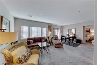 Photo #4: 2645392 Listing