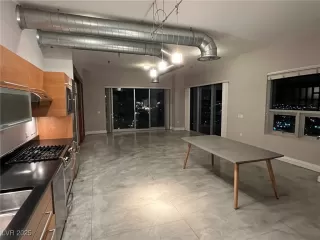 Photo #6: 2645404 Listing 