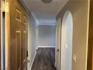 Photo #1: 2645408 Listing