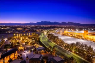 Photo #5: 2645424 Listing