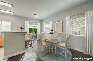 Photo #6: 2645428 Listing