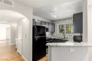 Photo #1: 2645435 Listing 