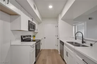 Photo #6: 2645469 Listing 