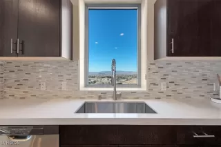 Photo #6: 2645484 Listing 