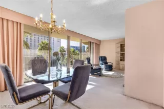 Photo #4: 2645488 Listing