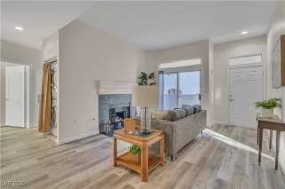 Photo #3: 2645525 Listing