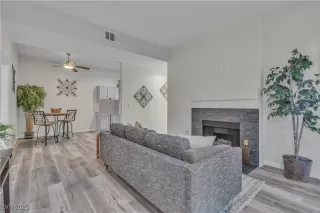 Photo #4: 2645525 Listing