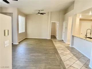 Photo #3: 2645634 Listing 