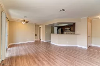 Photo #2: 2645653 Listing 