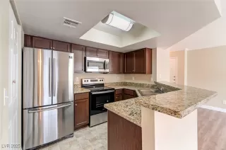 Photo #4: 2645653 Listing 